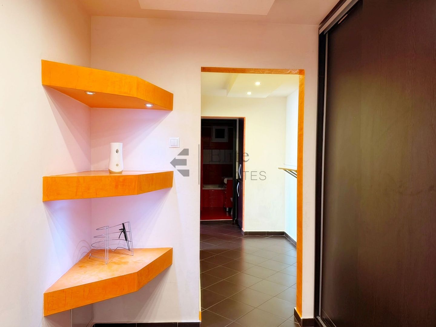 Apartament cu 3 camere de inchiriat in  Cartier Nufarul - Poză 5