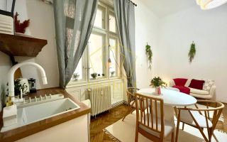 Apartament deosebit cu 3 camere | Piata Victoriei - Poză 2