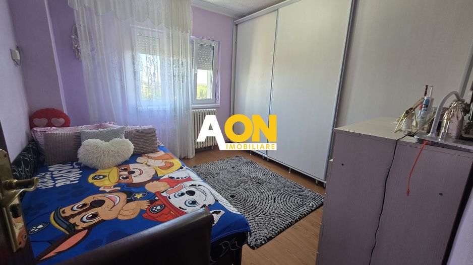 Apartament 3 Camere, 2 Bai, cu Balcon - Poză 2