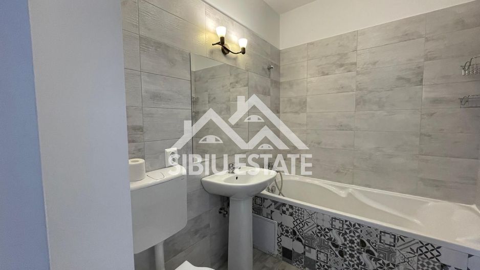 Apartament decomandat 2 camere Zona Facultatii de Medicina Sibiu - Poză 9