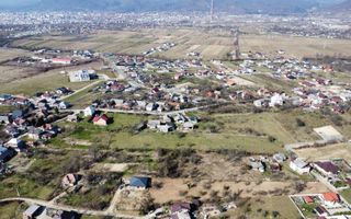 Teren de vânzare în Groși cu priveliște superbă - Poză 3