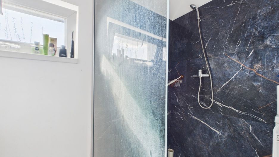 Apartament cu două camere, Radu Beller - Poză 5