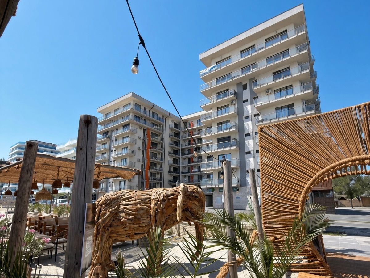 3 camere  langa plaja cu parcare | terasa si vedere la mare - Poză 3