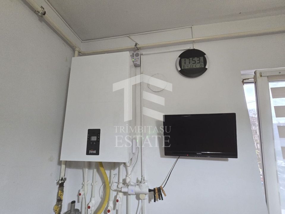 INEL I - Apartament cu centrala pe gaz, loc de parcare si pod de 60 mp - Poză 28