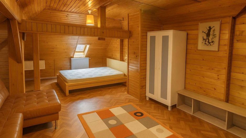 De închiriat: garsonieră în mansarda - Cotroceni - Poză 1