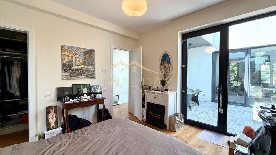 Vila cu 5 camere // * 565 mp gradina* // Tunari - Poză 19