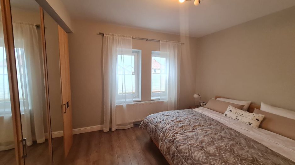 Casă ultrafinisata in zona Parcului central Dumbravita - Poză 29