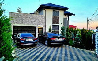 vila ,casa centru Sorogari langa parc,lac 200 m de lac Aroneanu - Poză 2