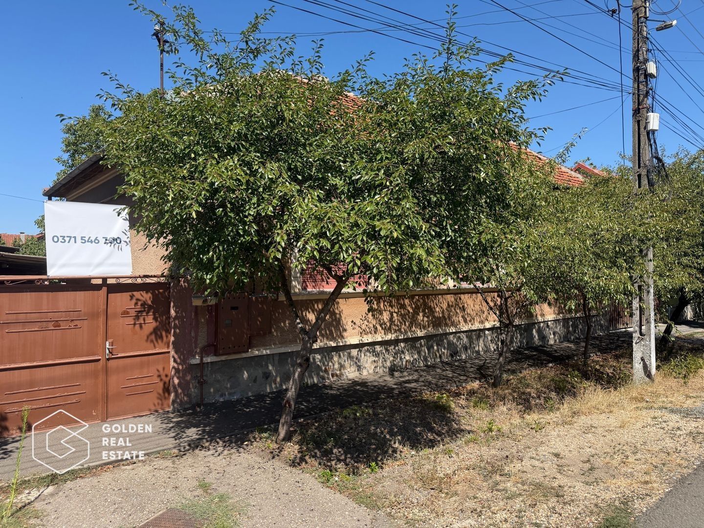 Casa cu doua corpuri de cladire in Gradiste - Poză 1