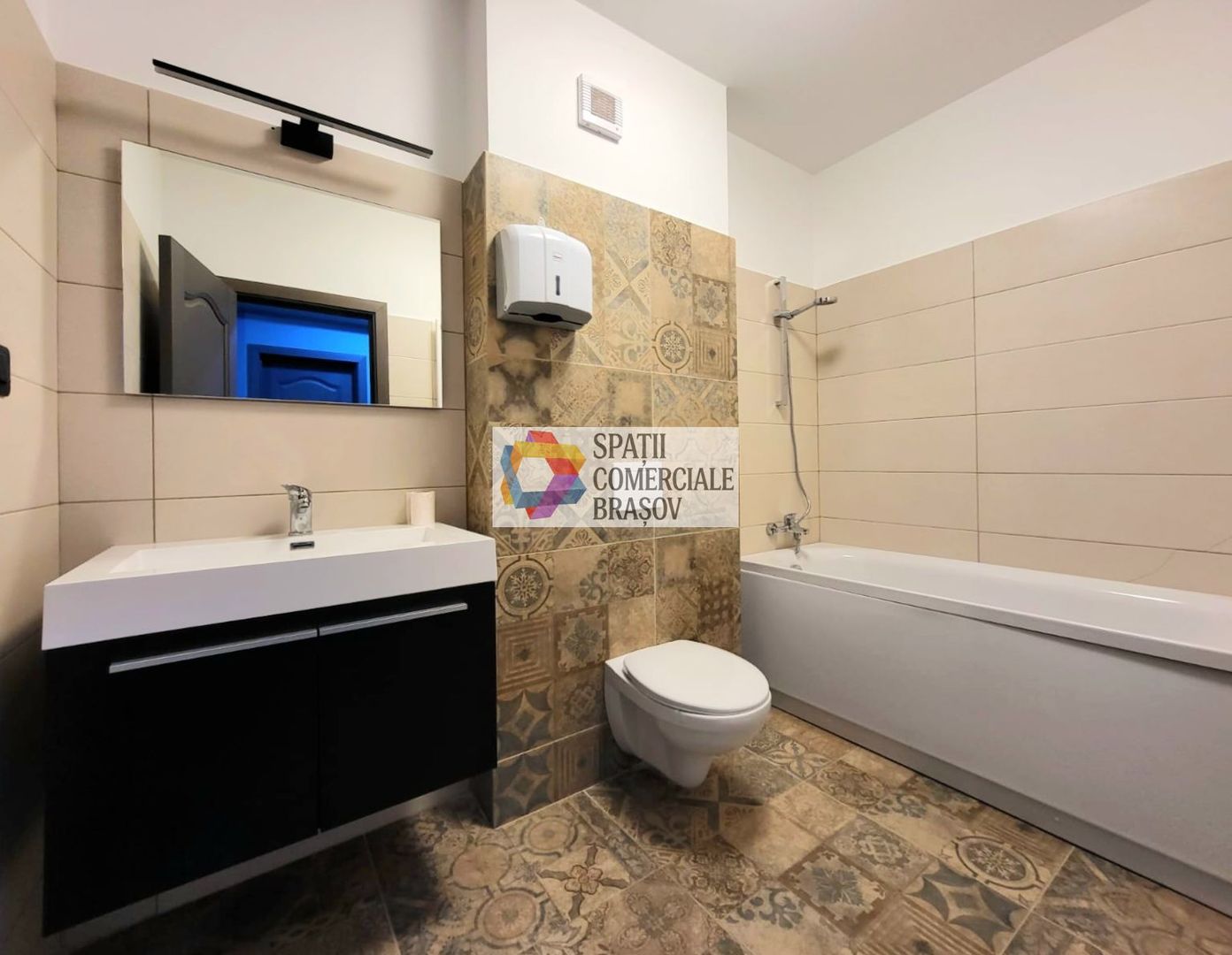 Apartament două camere de vânzare Brașov - Zona Coresi, Penny - Poză 10