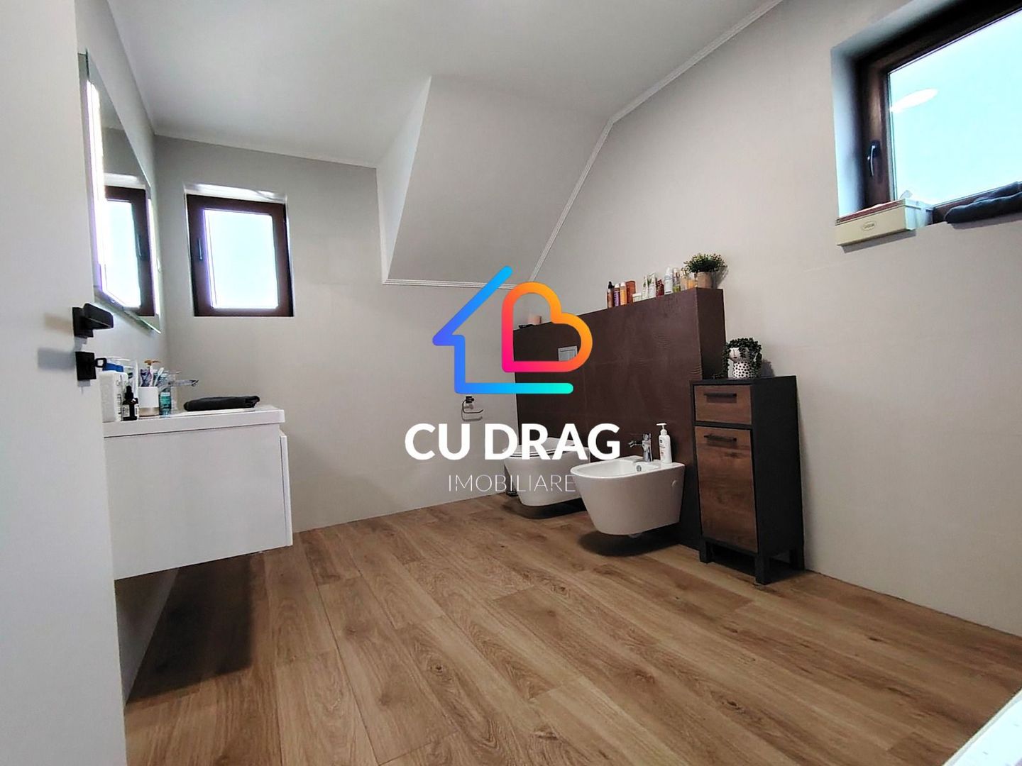 Casă deosebită în Sibiu – confort, spațiu și liniște în Tineretului - Poză 14