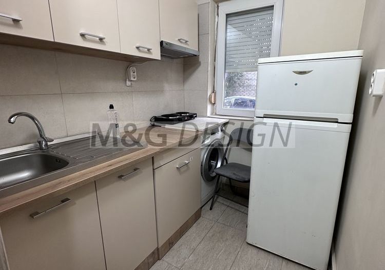 Apartament  o cameră  zona Complexul Studentesc - Poză 6