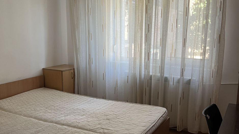 inchiriez apartament 2 camere.,zona Bulevardul Revolutiei,et.1,dec - Poză 7