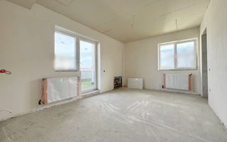 Apartament cu 2 camere dec.+terasa de 50 mp+boxa 5 mp.PRET REDUS! - Poză 6