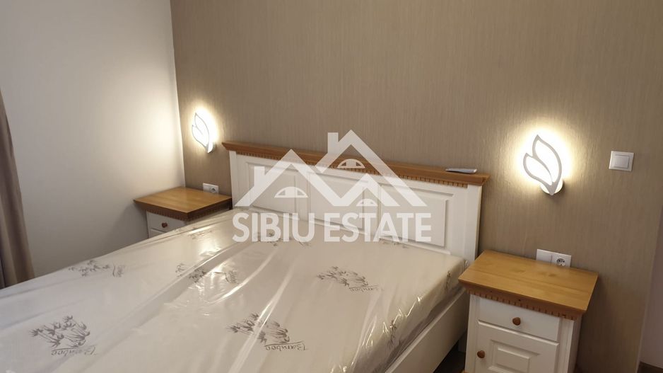 Apartament modern de inchiriat 3 camere, curte, garaj  Zona Sub Arini - Poză 15