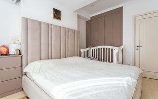 Vânzare, apartament, 3 camere, strada Sprîncenoaia, Centru - Poză 17