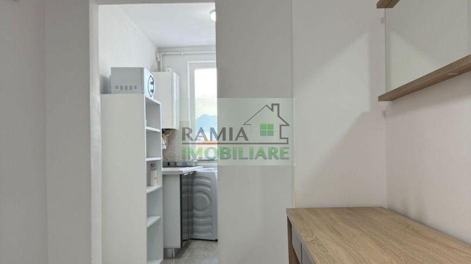 Apartament 2 camere complet renovat Bd. Vlahuță, panoramă spre Tâmpa - Poză 9