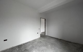 Apartament de 3 camere cu terasă generoasă, în complex nou. - Poză 12