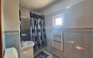 Centru Civic, apartament pretabil familie sau studenti. - Poză 12