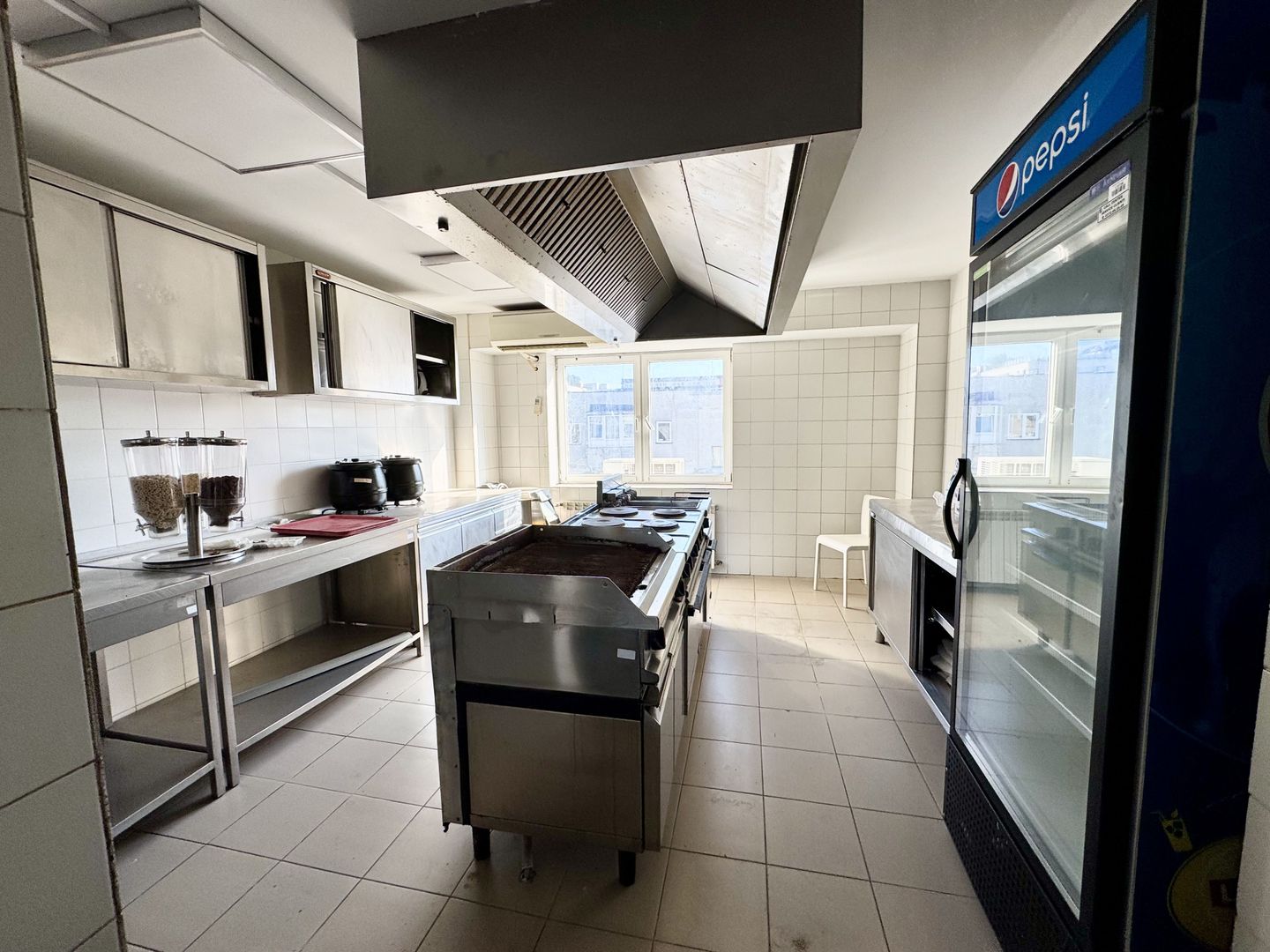 AFACERE - HOTEl (SEMI)RENOVAT de 4 etaje - Floreasca-Barbu Vacarescu - Poză 19