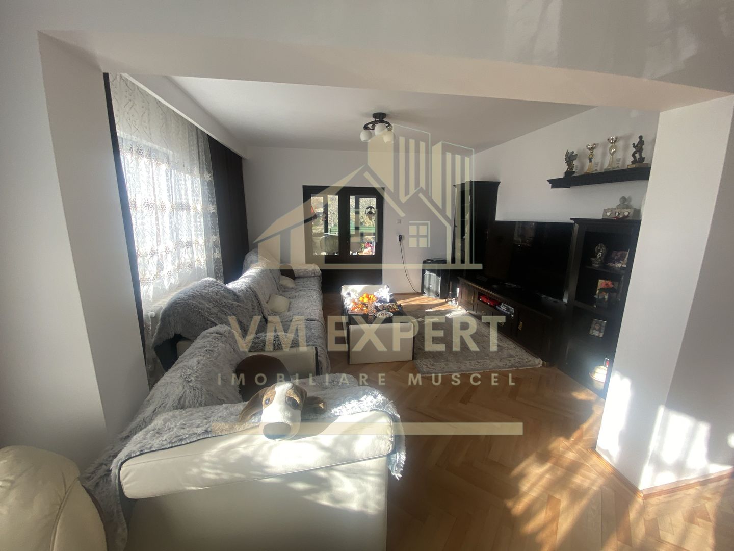 VILA S+P+E-306 MP, TEREN 2078 MP, CAMPULUNG - Poză 49