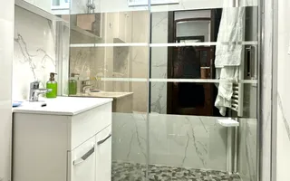 Apartament 2 camere, renovat, pet friendly, zona Central- Piata 700 - Poză 14