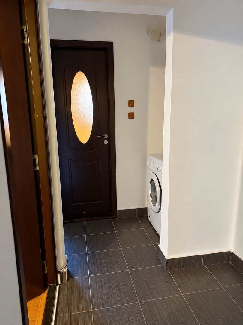 Soarelui | 3 camere | Decomandat | 2 băi | 2 balcoane | Etaj3 | Centrala proprie - Poză 7