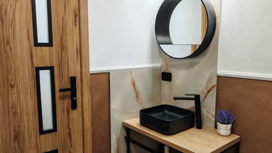 COMISION 0. Corp de casa,Carpatilor intrare in Racadau,P+E,4 camere. - Poză 14