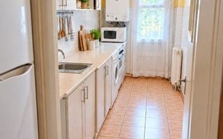 Apartament 3 camere în Mănăștur, etaj intermediar, două balcoane. - Poză 2