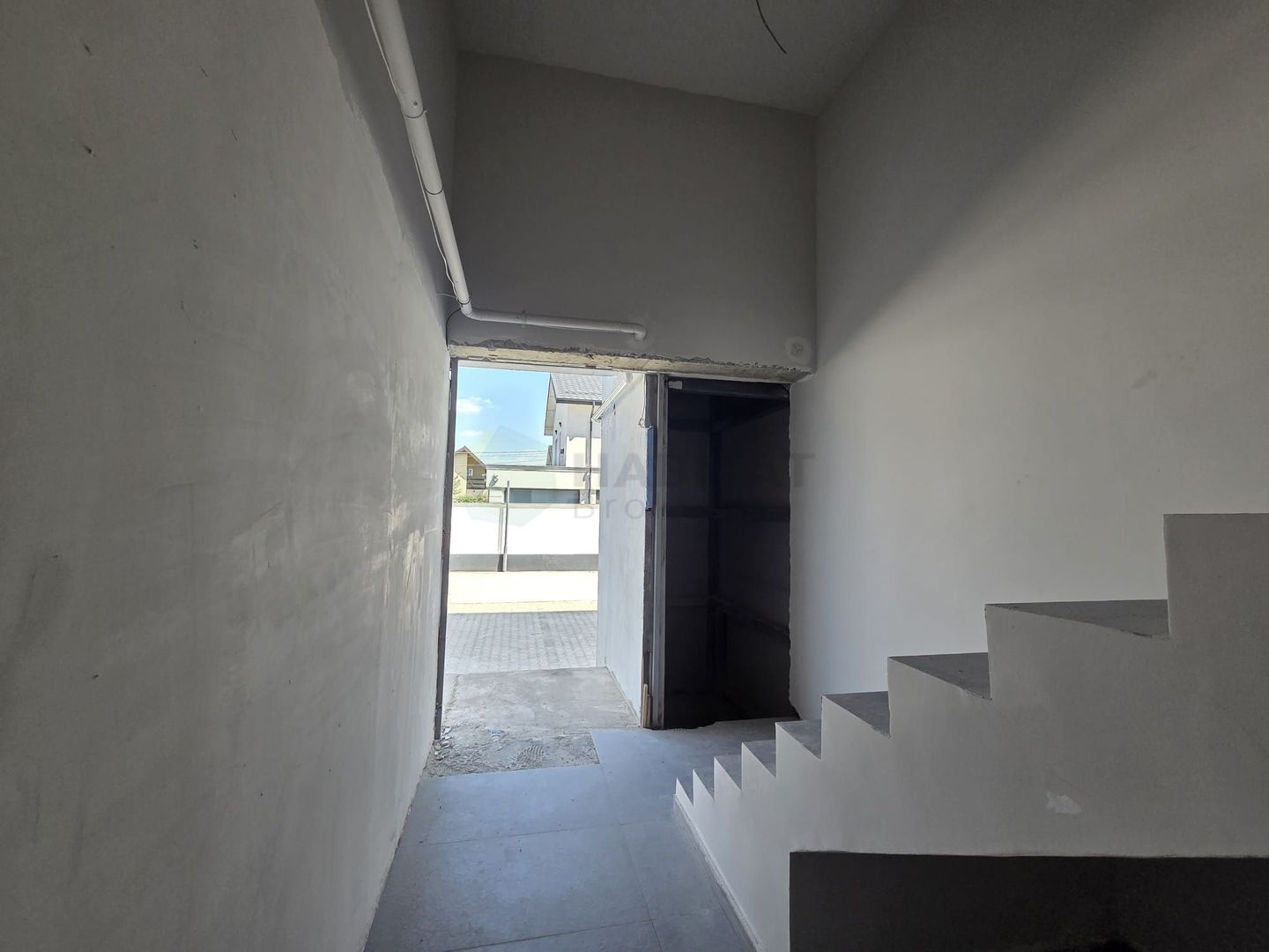 Apartament 3 Camere cu gradiina 80 mp | Tunari - Poză 19