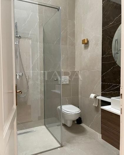 Apartament exclusivist în clădire istorică din centrul Clujului - Poză 9
