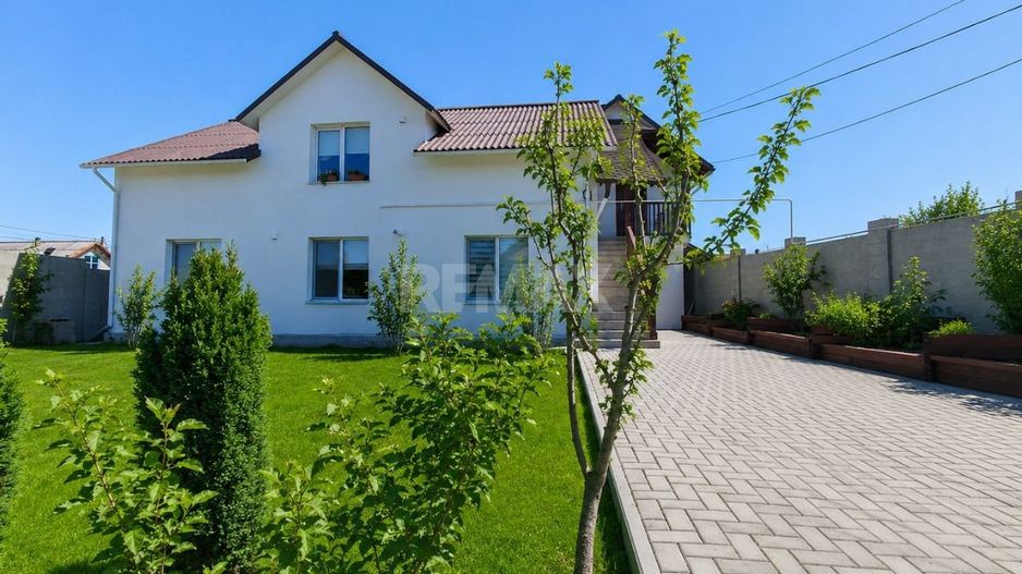 Casă cu 2 niveluri și intrări separate | 160 m² utili | 4 ari | Sîngera, Chișinău | Potent‌ial Duplex - Poză 3
