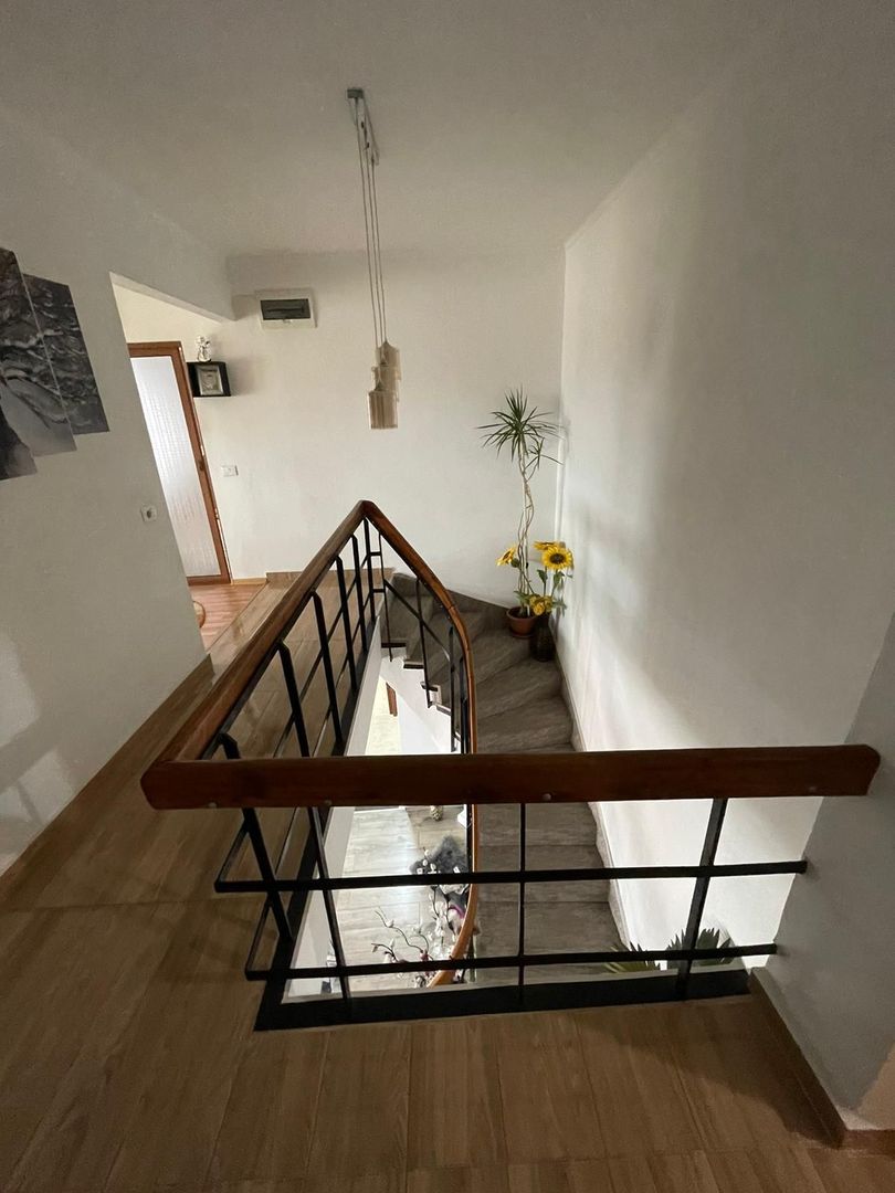Duplex cu 4 camere de vânzare in Alba Iulia - Poză 12