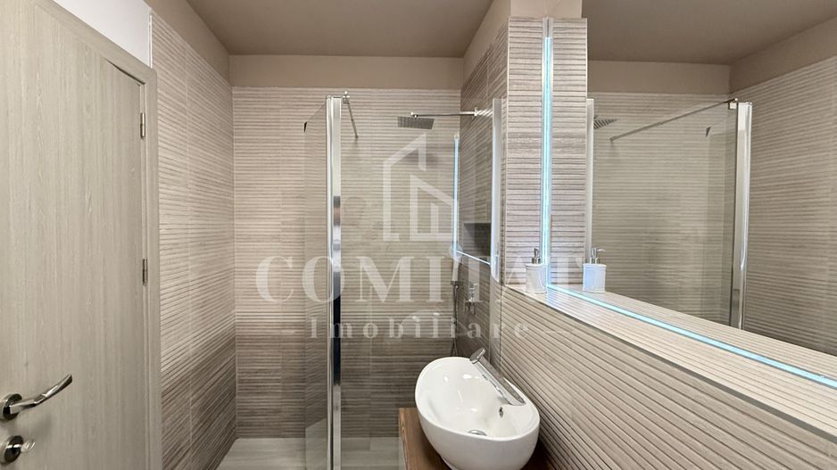 Apartament cu 2 camere | parcare inclusă | str Decebal - Poză 9