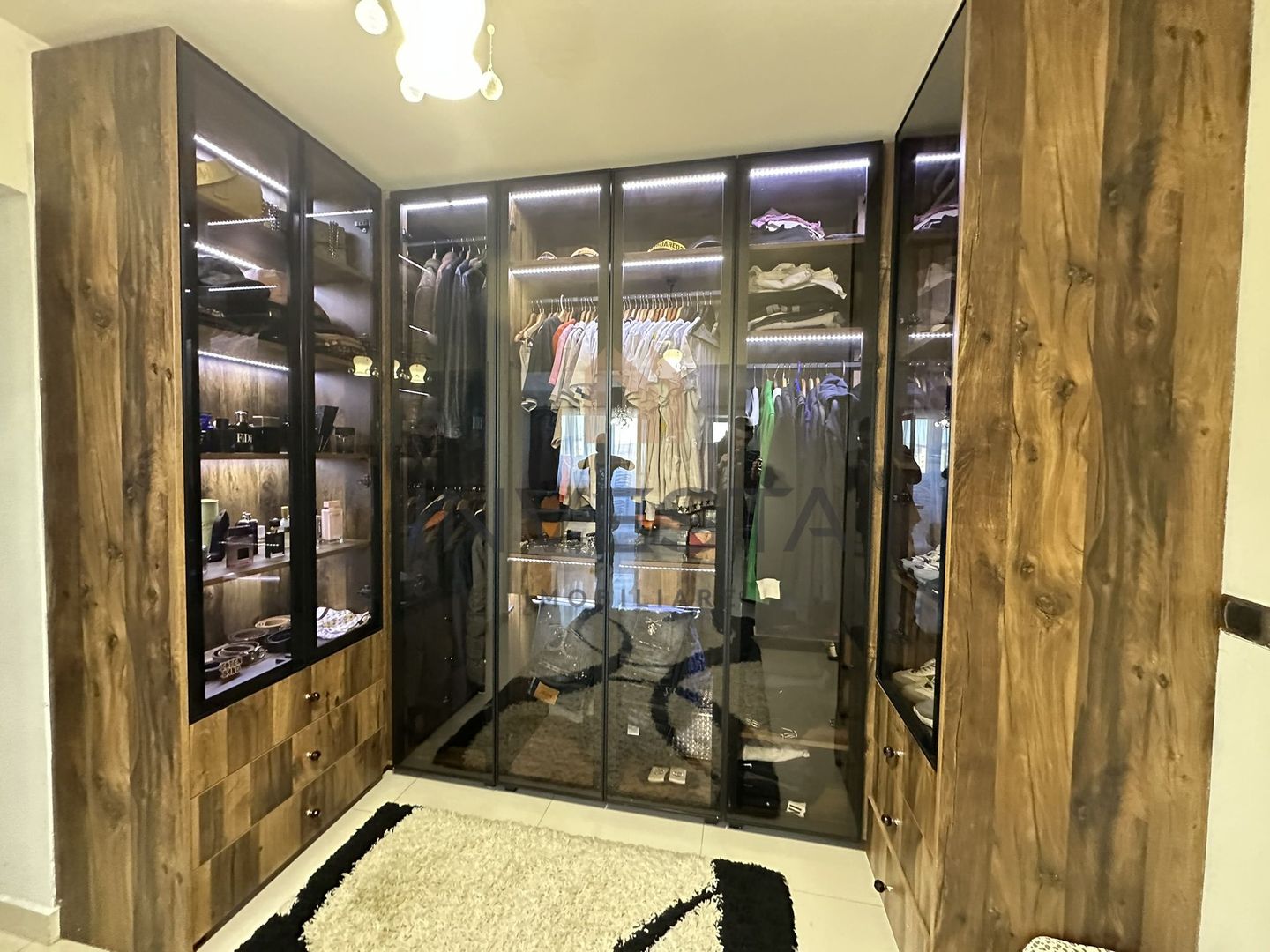 Apartament 3 camere modern, finisat , etaj intermediar, La Terenuri! - Poză 6