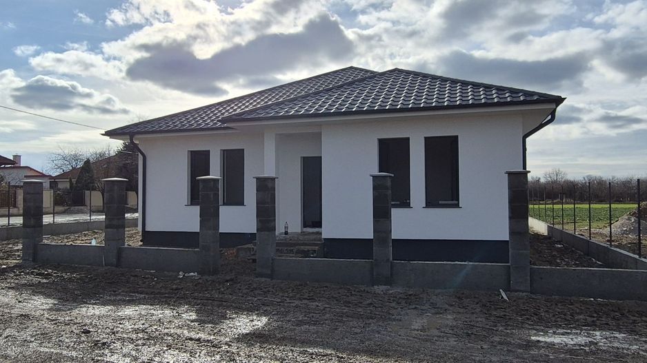 BRASADAS vinde casa 2025 cu 3 dormitoare zona Dara. - Poză 3