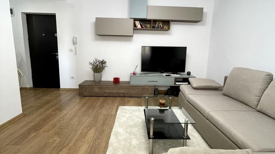 APARTAMENT IN VILA - Poză 2