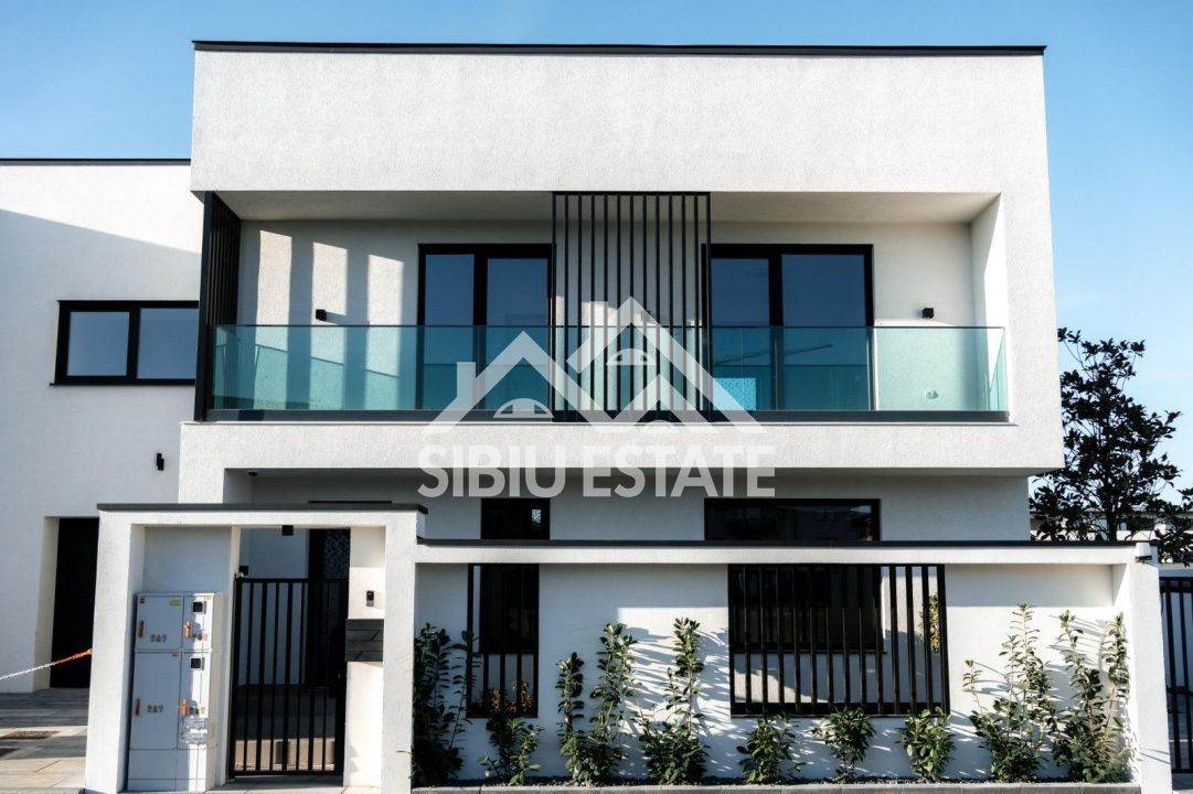 Casa 4 camere, 3 bai, garaj si curte larga, Sibiu Selimbar - Poză 1