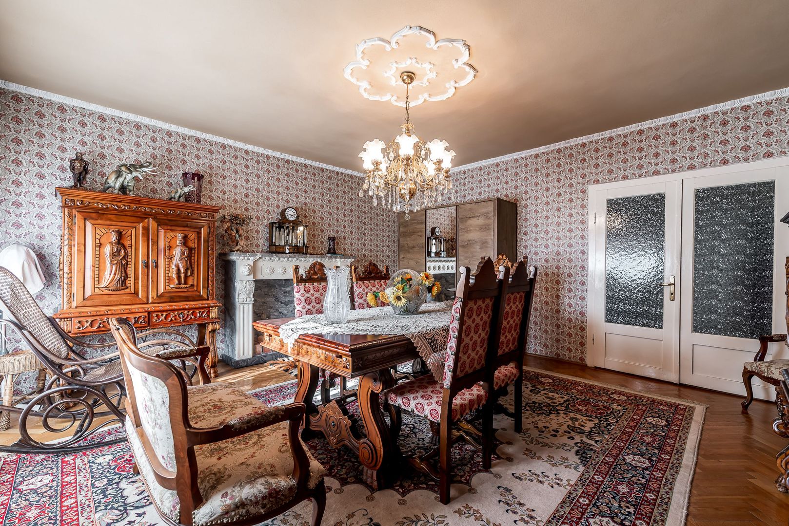VANDUT! Vilă cu 4 apartamente aproape de centrul Timișoarei - Poză 7