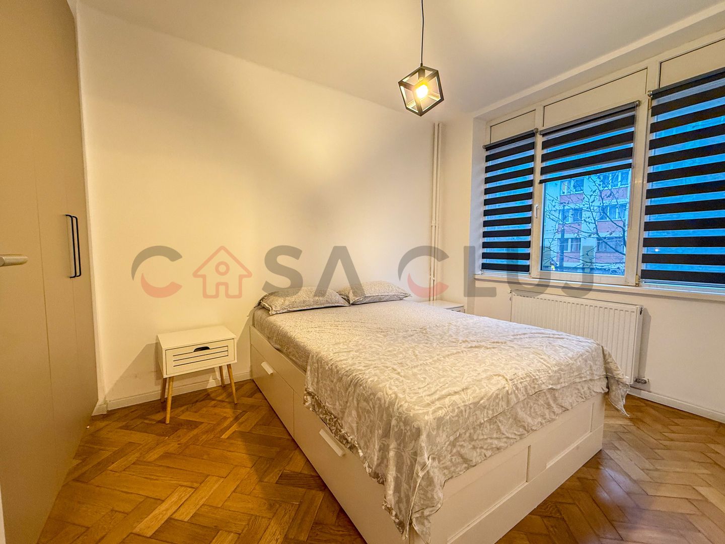 La cheie, Etaj Intermediar, Modern, Horea - Poză 3