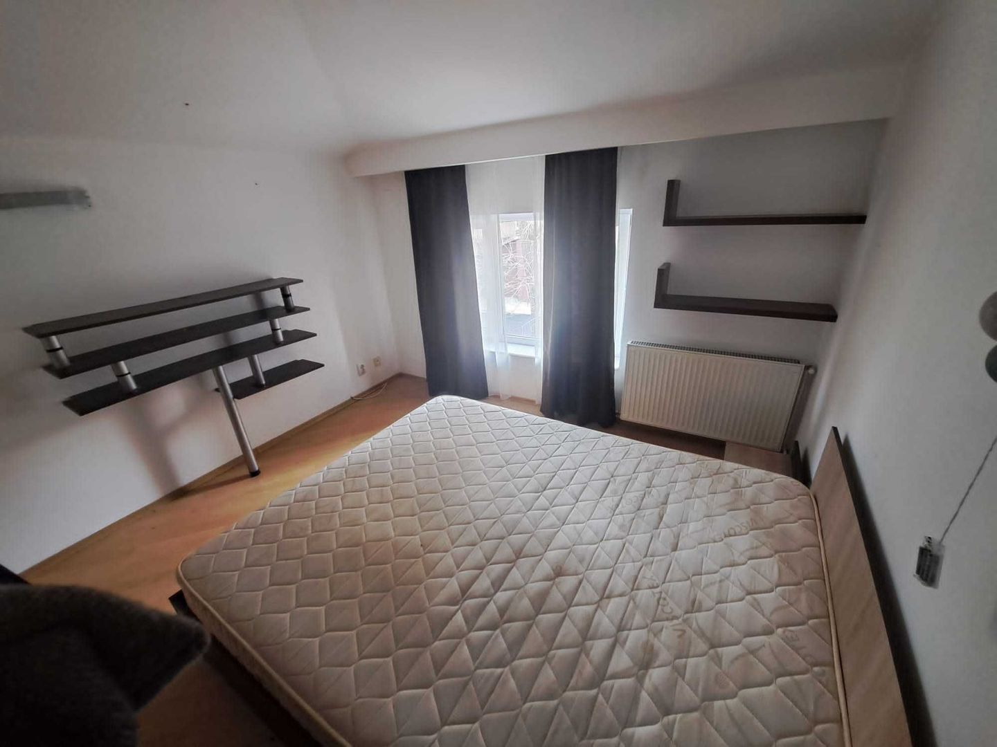 Vila, 2005,  3 camere, 2 bai in Piata Muncii - Poză 5