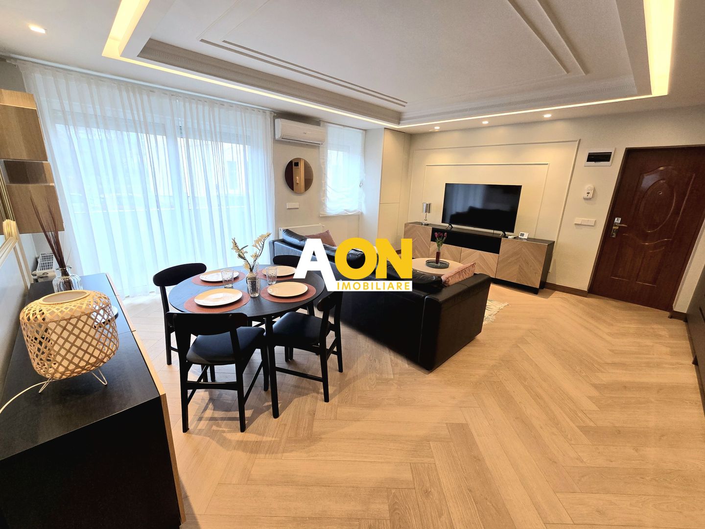 Apartament cu 2 Camere, Bloc Nou, Ultrafinisat, Zona Centru - Poarta I - Poză 3