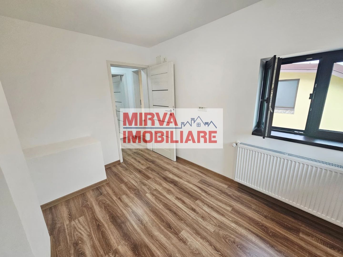 🏢 Spațiu de birouri de închiriat, 6 camere – Central, Ploiești - Poză 42