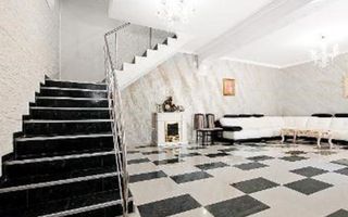 Casa P+1E si teren 370 mp, singur in curte - Piata Centrala - Poză 11