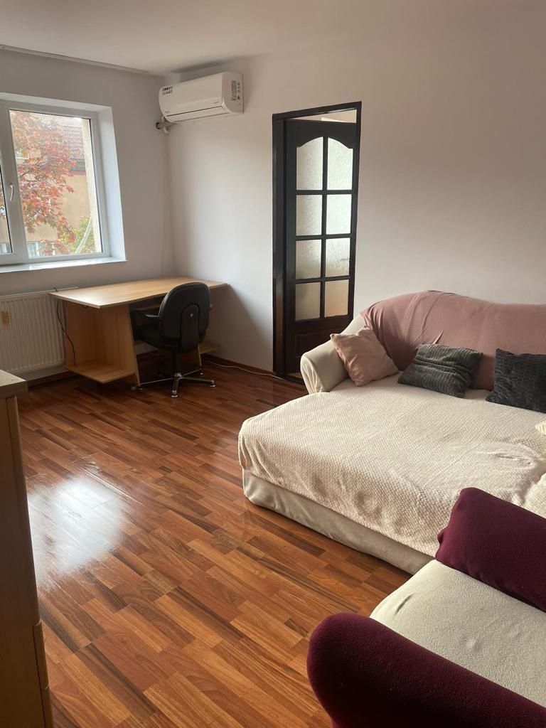 Ap 2 cam zona Circumvalatiunii Bloc anvelopat - Poză 1