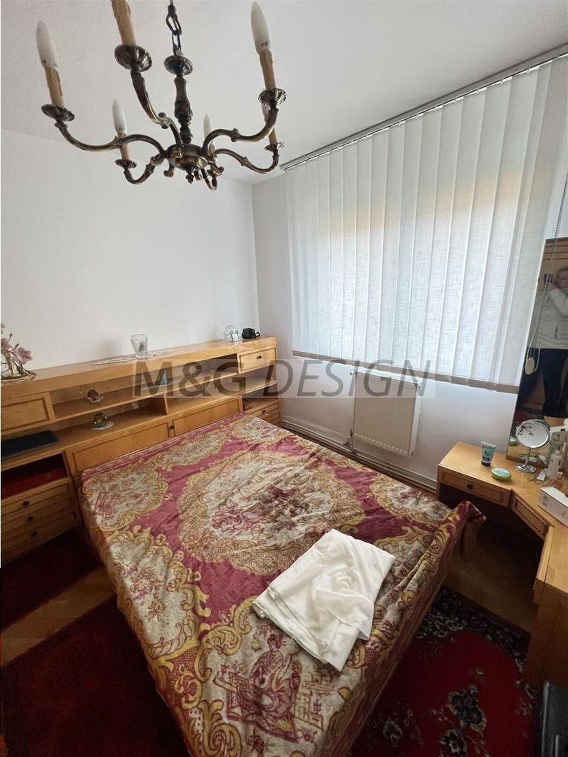 4 camere etaj 1 langa Fac Dragan mobilat utilat - Poză 14