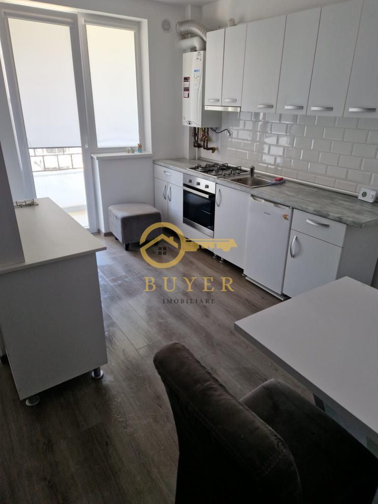 Garsoniera pe Pictor Brana, Selimbar- Etaj 1, loc de parcare privat - Poză 1