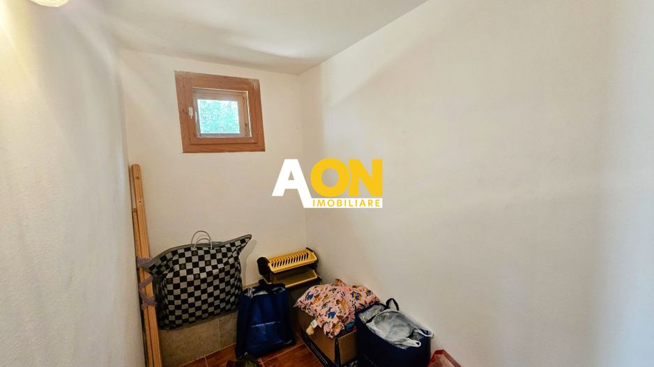 Casa tip cabana de vacanta, 5 camere, 2300 mp teren, zona Schit - Poză 9