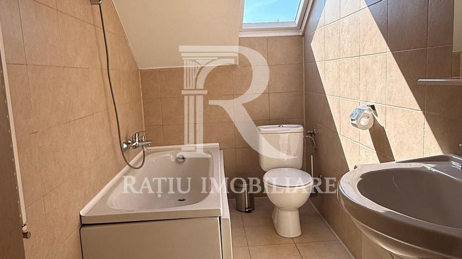 Casa cu 3 camere de inchiriat | Pet Friendly  | Zona Centrala - Poză 3