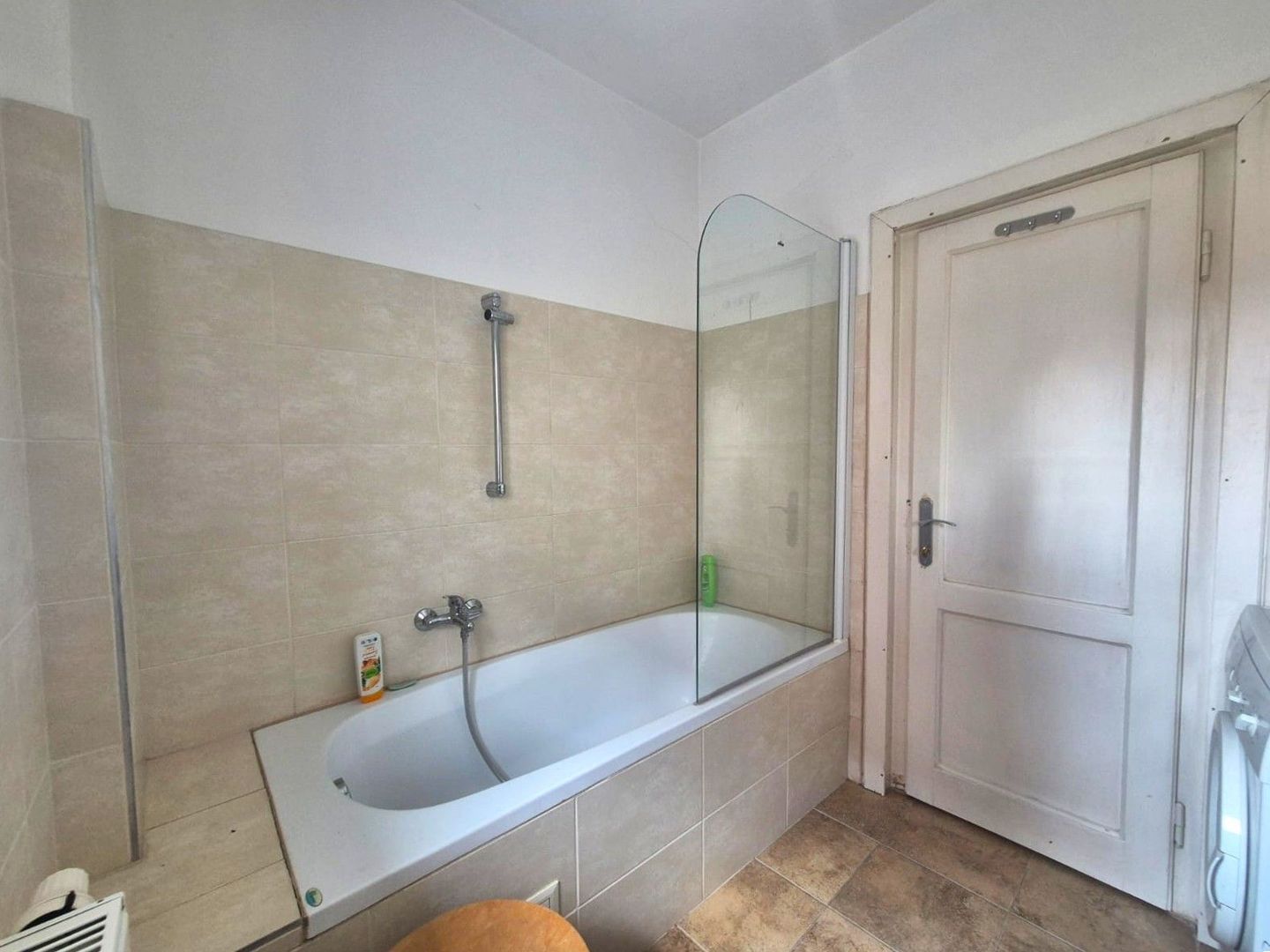 Apartament in casă, într-o zonă exclusivistă, priveliște deosebită. - Poză 18